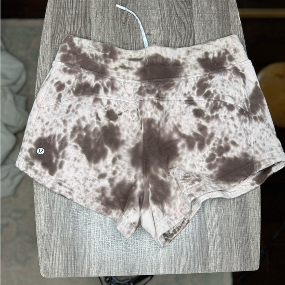 Lululemon Brown Tie-Dye Shorts - Picture 2 of 2